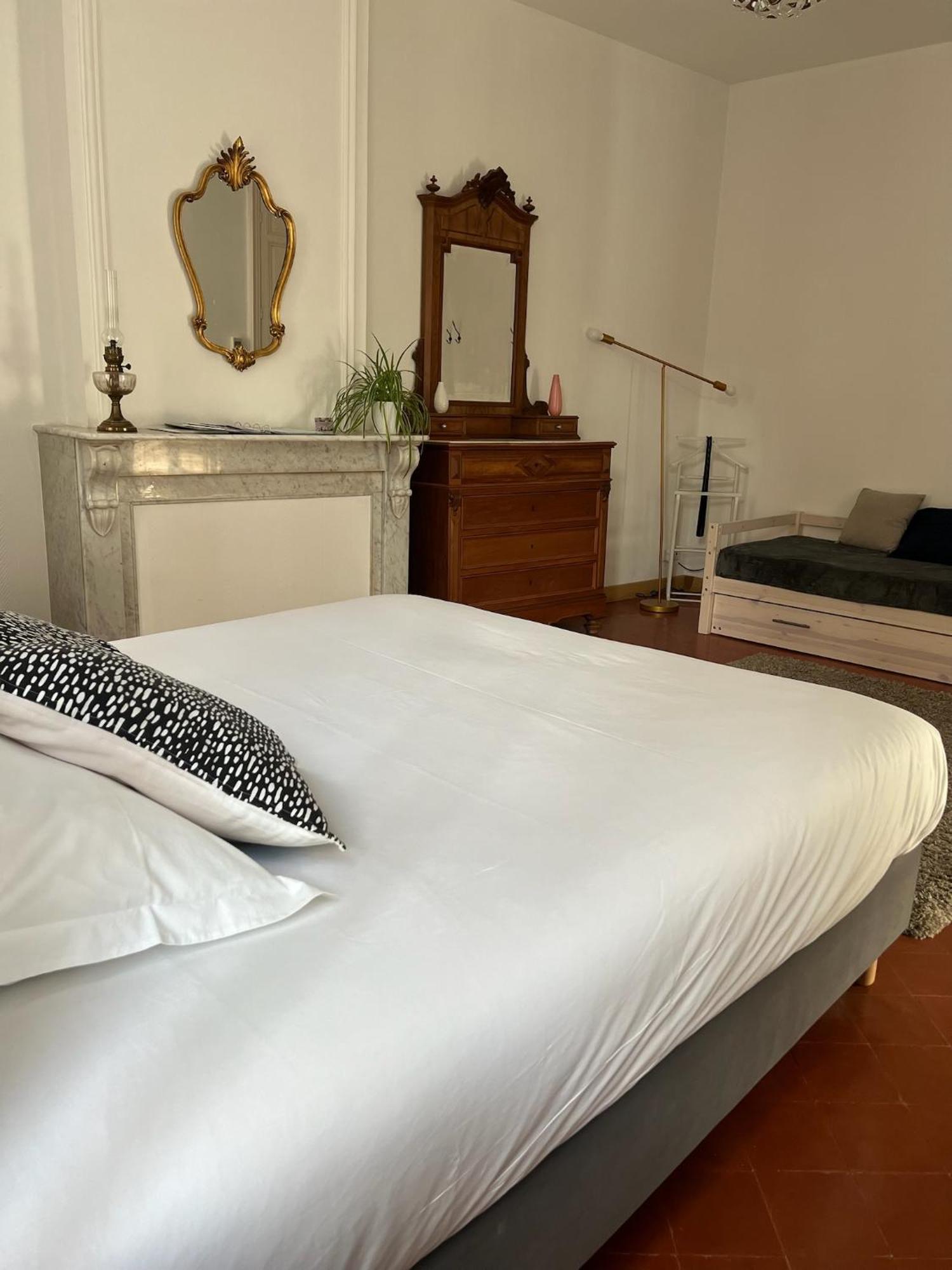 Entre Midi - Maison D'Hotes - B&B Capestang Exterior photo
